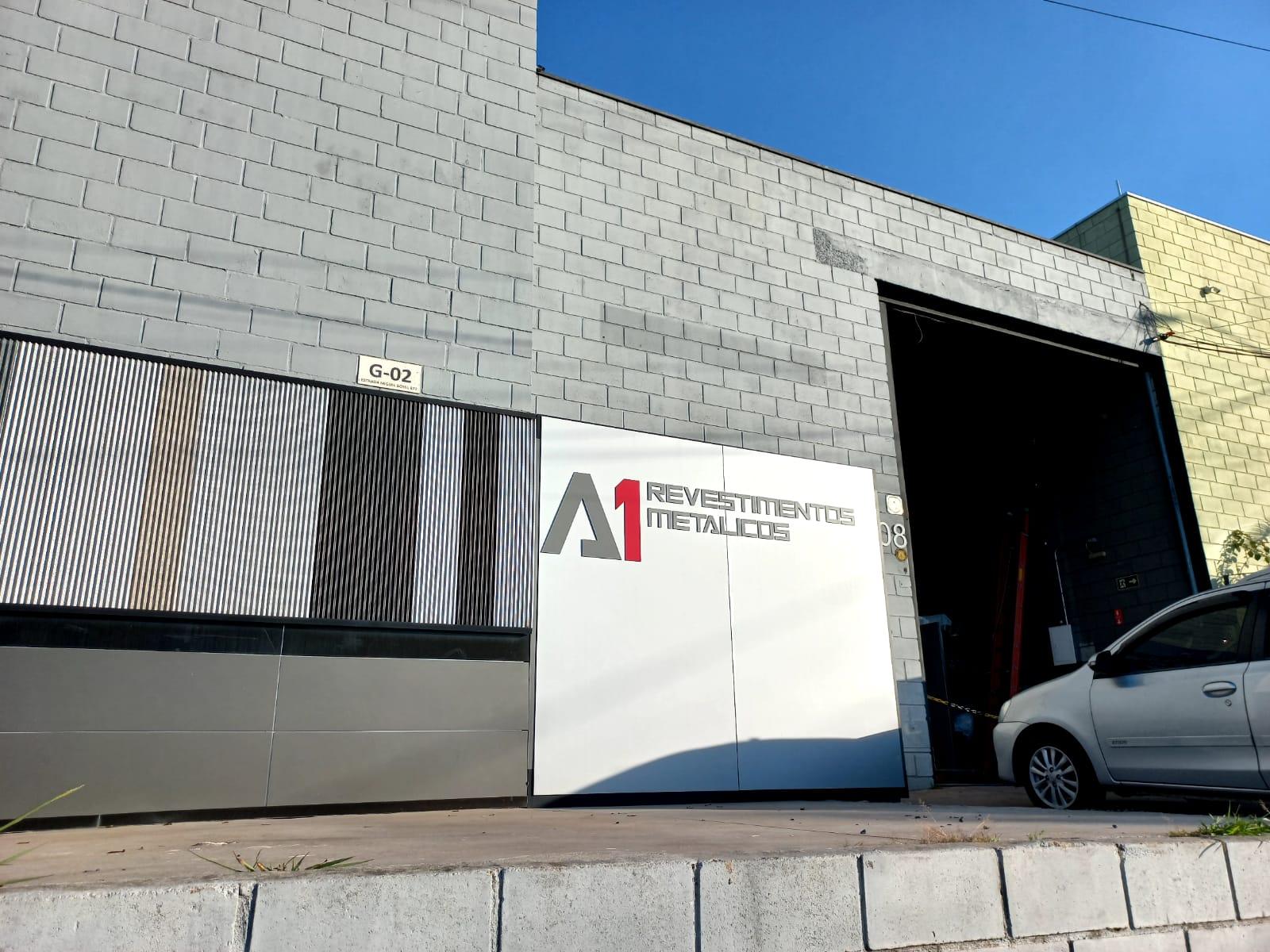 Fachada do galpão da A1 Revestimentos